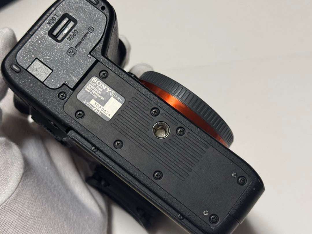SONY α7RIII (ソニーストア公式 クリーニング済)