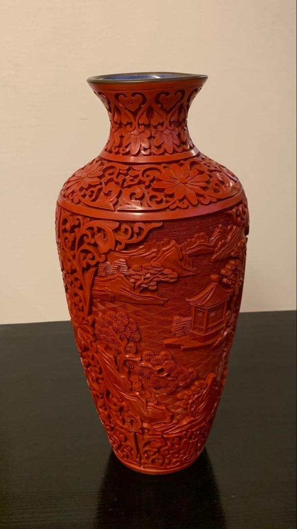 美品／堆朱の彫刻花瓶 /中国骨董/週末限定セール