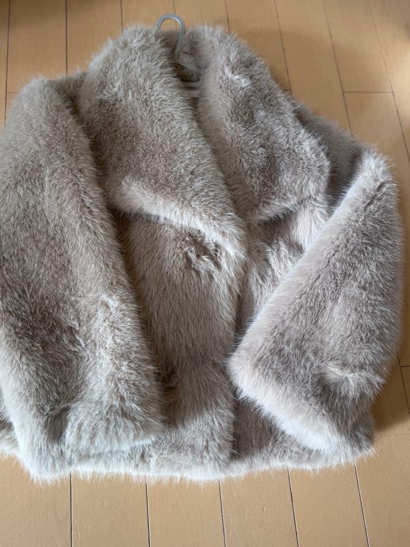 美品FENNELエコファーボリュームジャケット