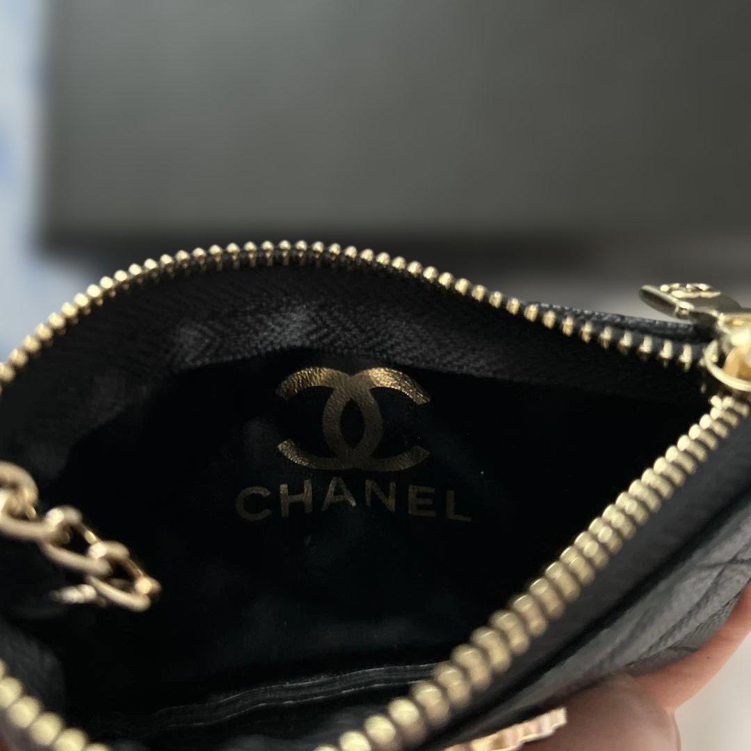 CHANEL ノベルティブラック ケース