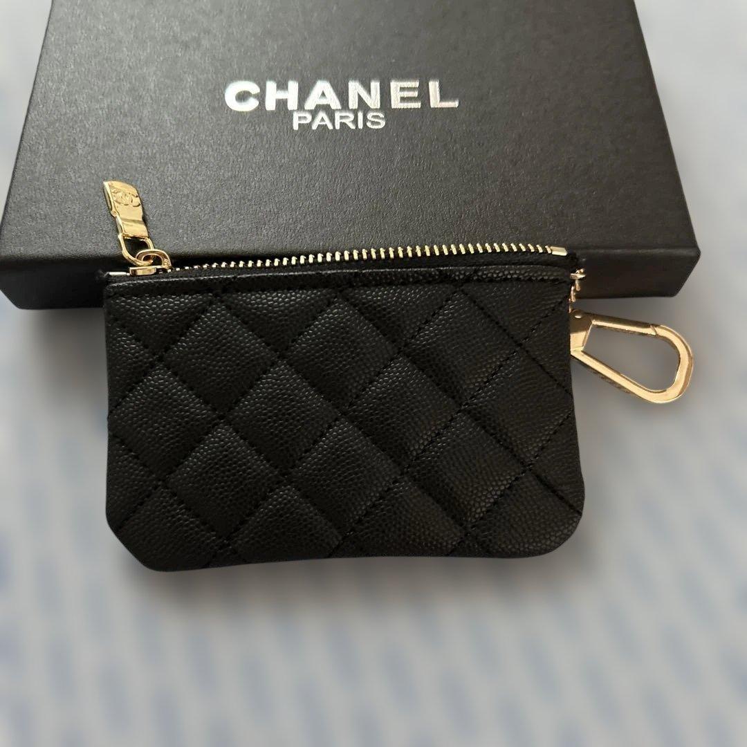 CHANEL ノベルティブラック ケース