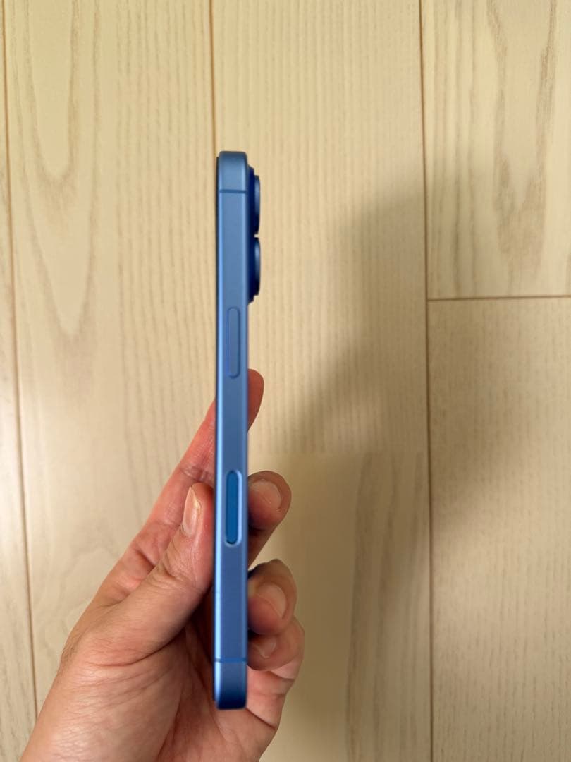 iPhone 16 256GB ウルトラマリン SIMフリー
