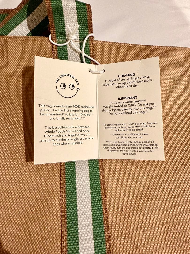 ホールフーズとアニヤのコラボエコバッグ