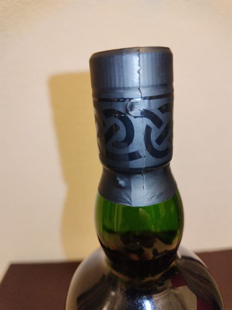 イタチ　アードベッグ・ウーガダール700ml　新品　箱なし　送料込み