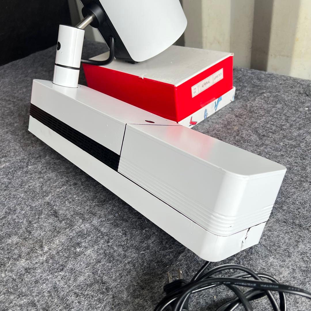 KD85 激安早い者勝ち✨　EPSON ビジネスプロジェクター サイネージモデル