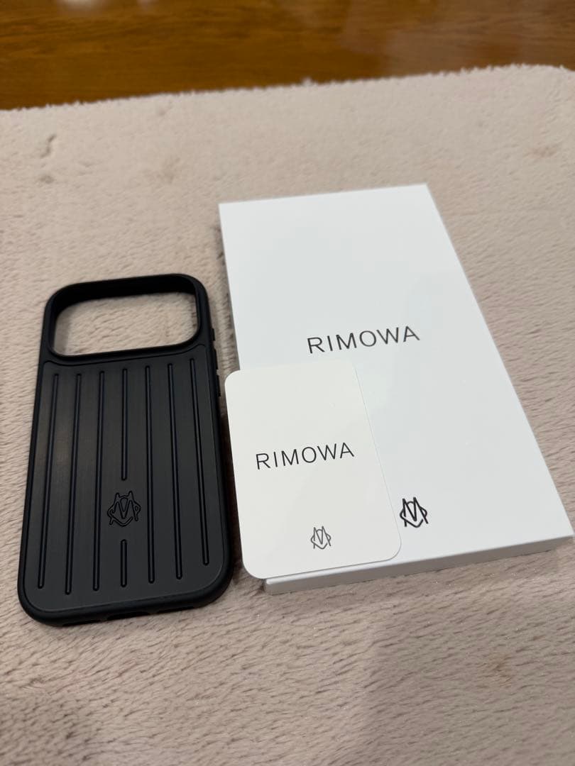 RIMOWA リモワ iPhone17 pro ケース 正規品 美品
