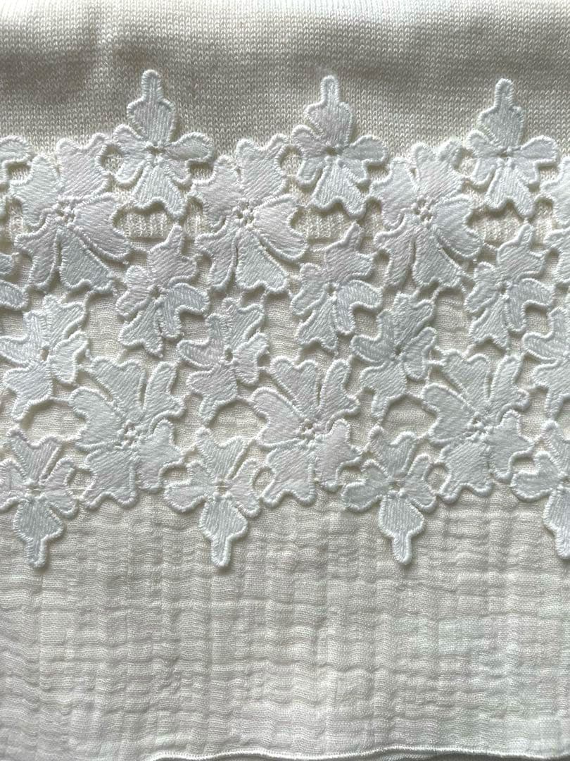 新品完売★ビアズリーチュニック花立体レースカットソーゆったりニット ワンピー