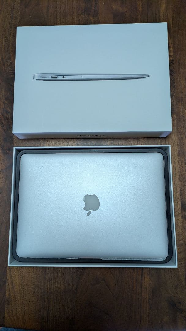 MacBook Air 13″ 2017 8GB/256GB 充放電 80回