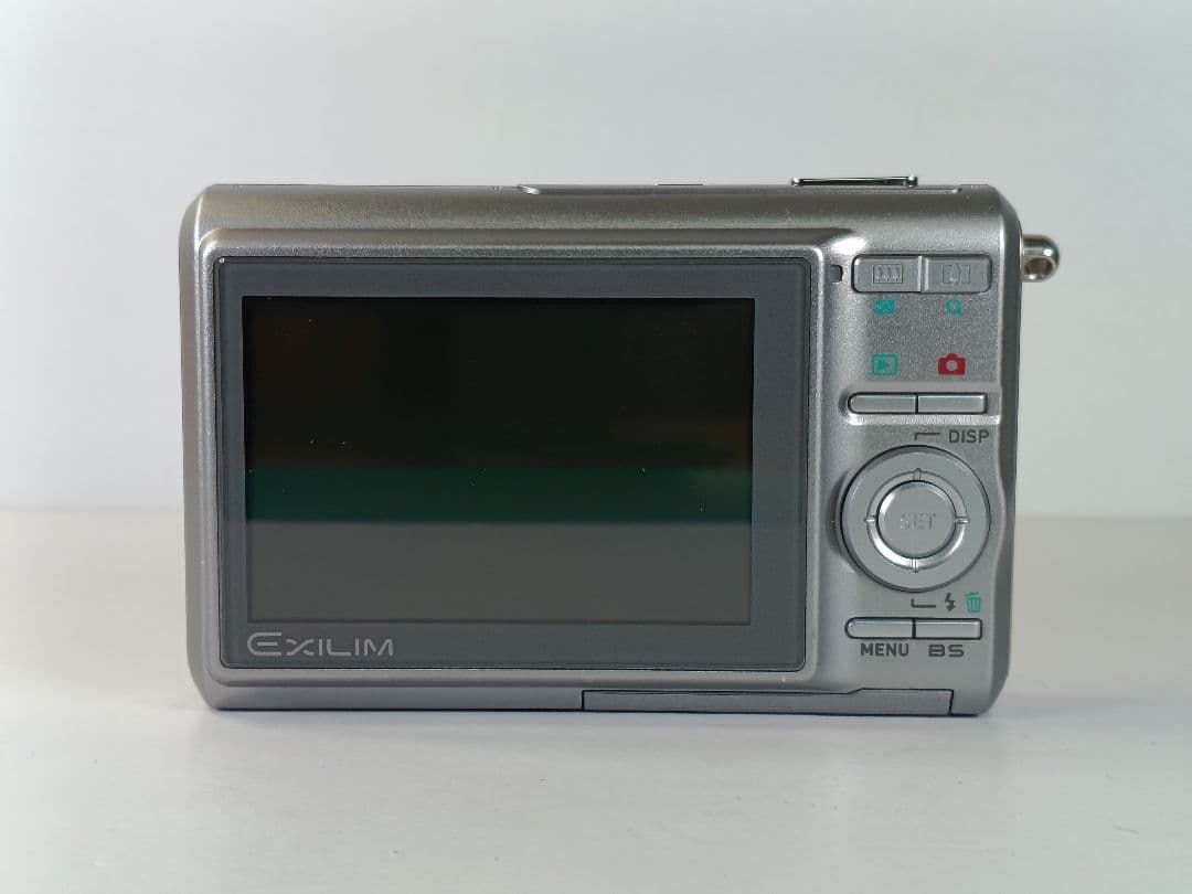 【美品】カシオ EXILIM EX-Z75 デジカメ 付属品多 バッテリー新品