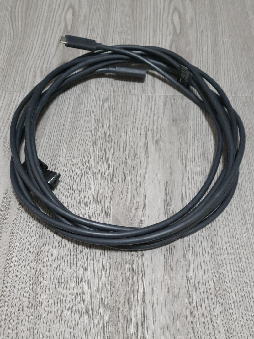 VIVE Focus Vision DP接続ケーブル&フェイシャルトラッカー