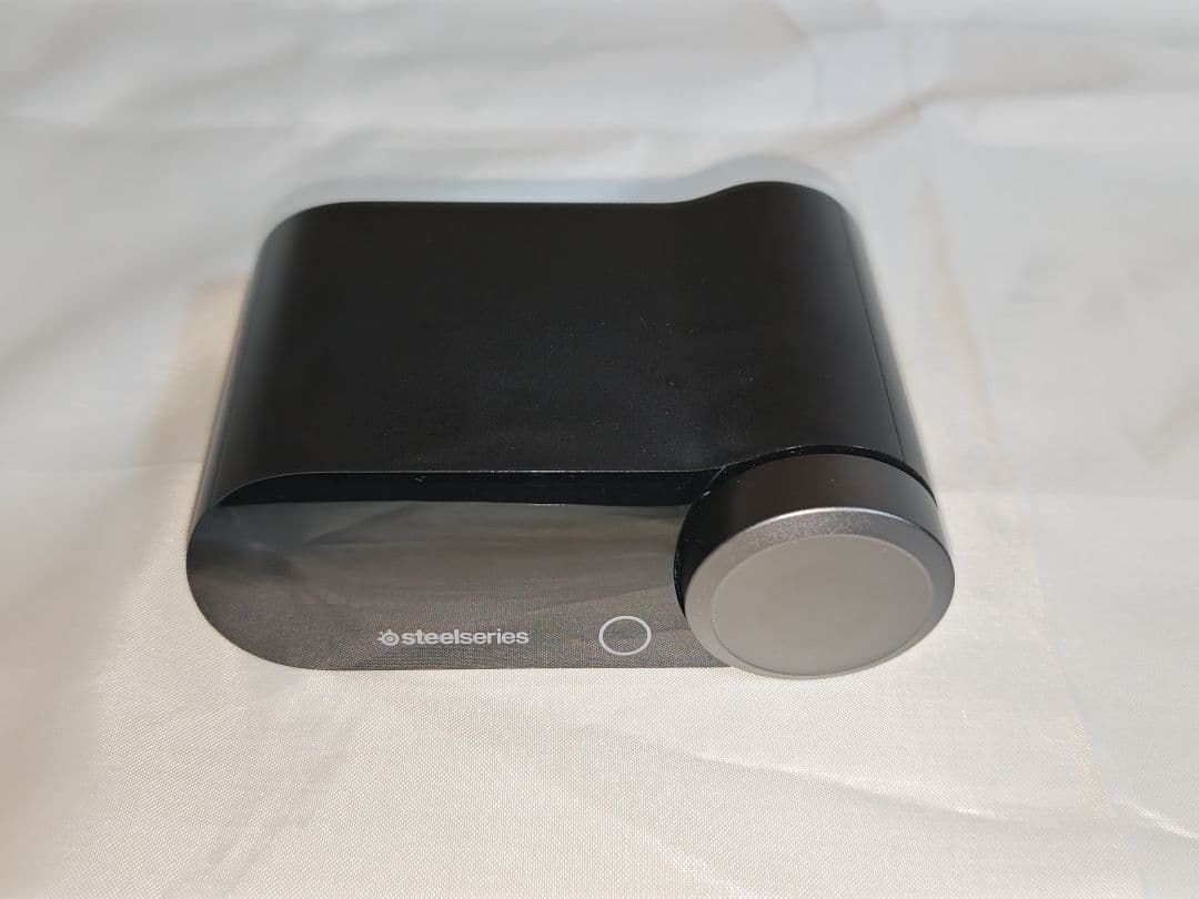 SteelSeries Arctis Nova Pro Wireless+パッド