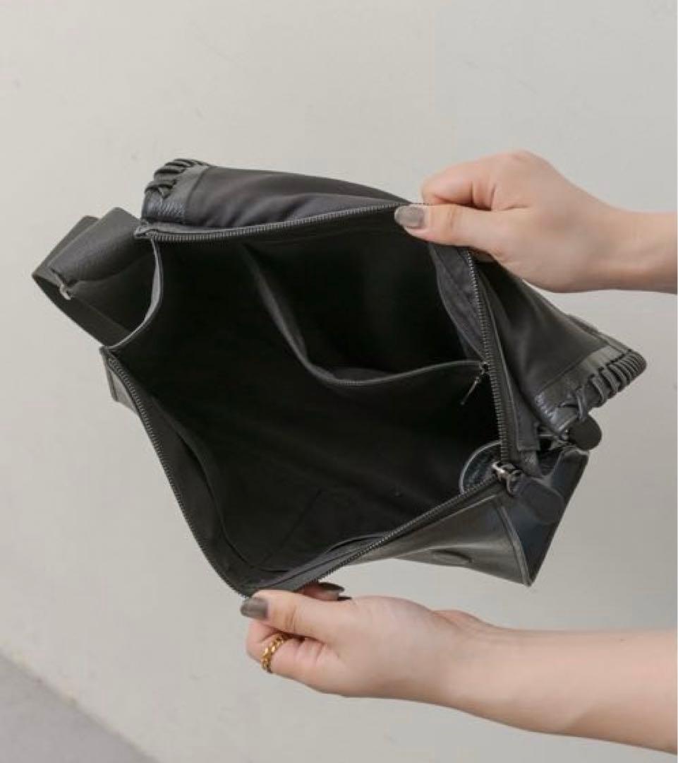 新品ear PAPILLONNER／柄ワイドテープショルダーバッグ／ボディバッグ