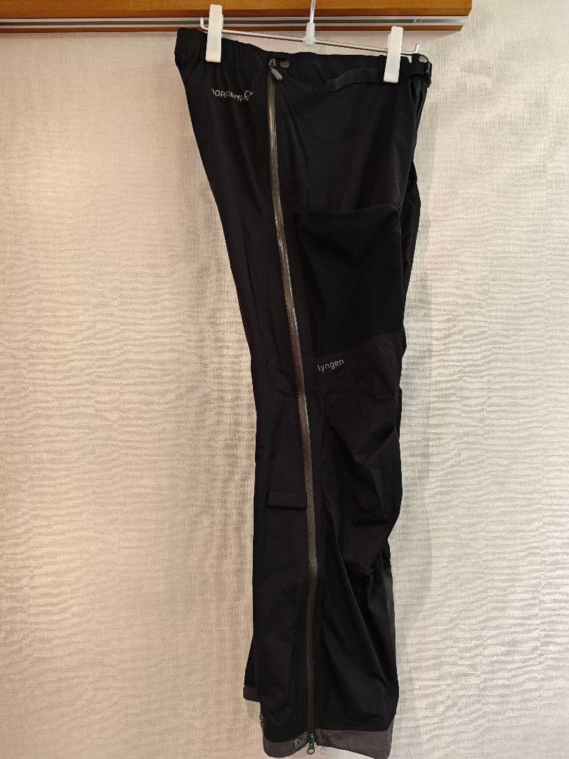 NORRONA ノローナ リンゲンゴアテックスパックライトオーバーパンツ