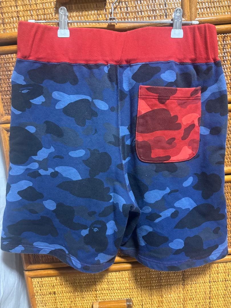 APE迷彩柄 シャークデザイン ショートパンツ