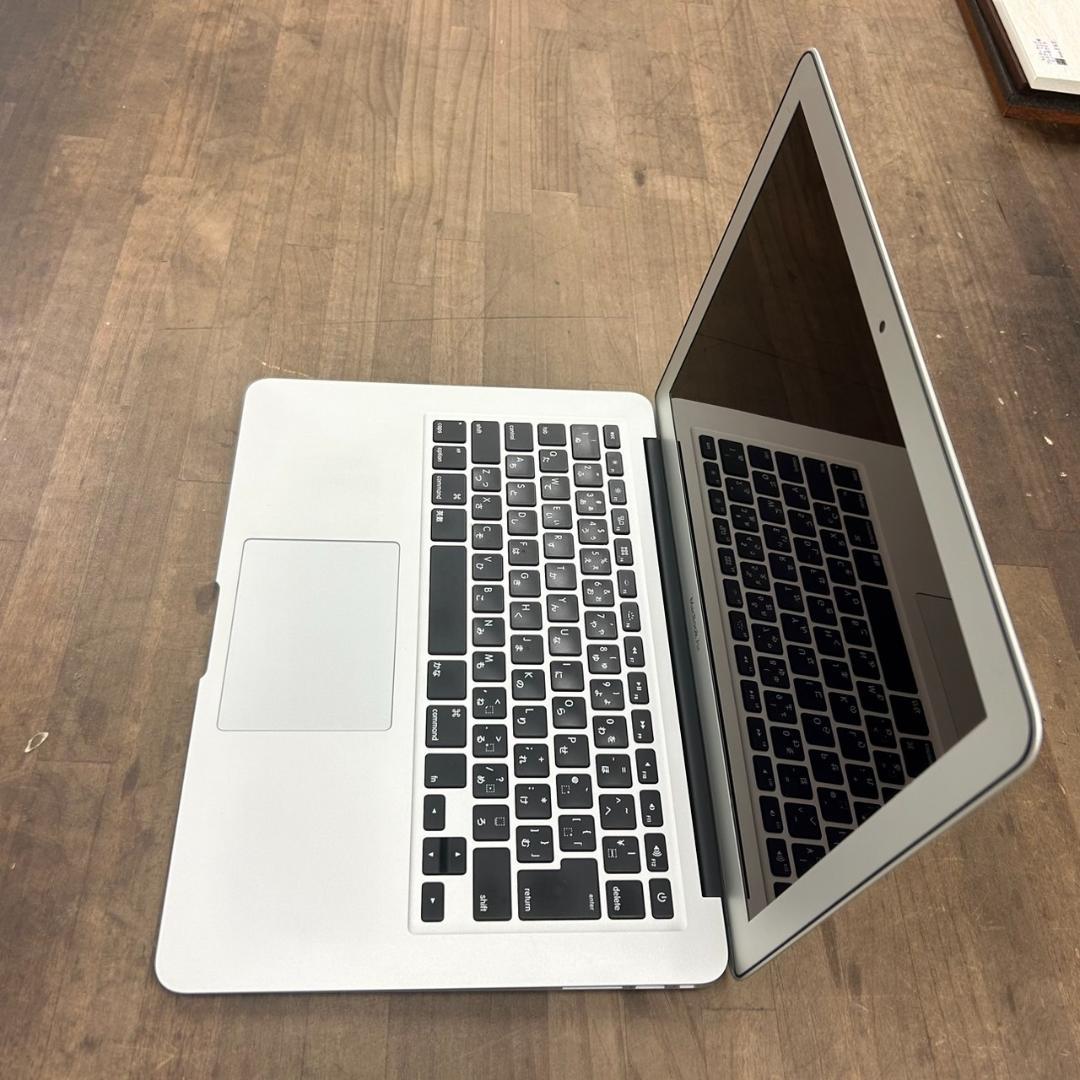 中古 MacBook Air (13インチ, 2017)