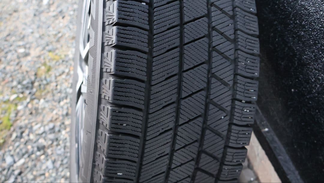 スタッドレスタイヤ 205/60R16 スパークホイール　4本セット