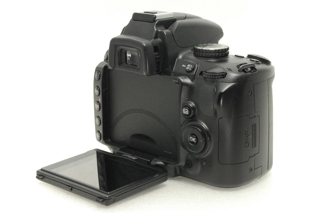 pooh ta-re 様フォロー割_Nikon D5000❤️デジタル 一眼レフ