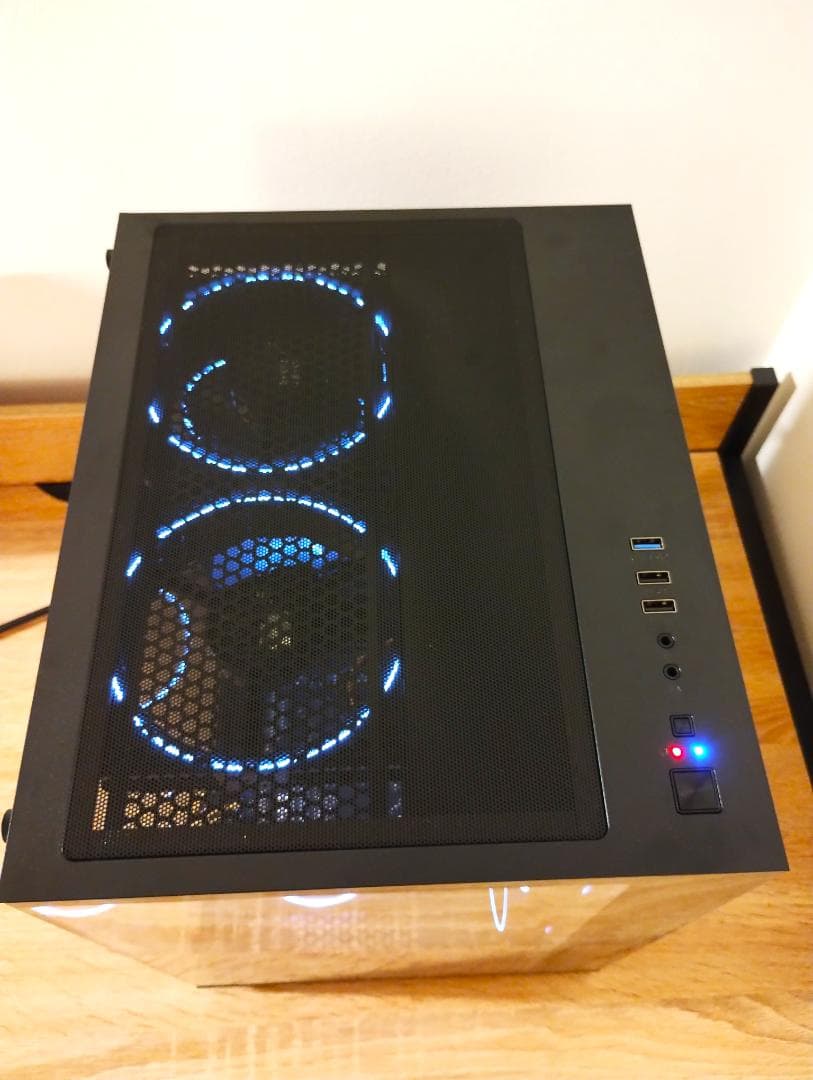 ゲーミングPC/Core i7 8700K/RX5700/メモリ32GB