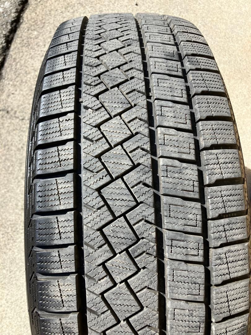 40系アルファード スタッドレスタイヤ ホイールセット 225/65R17