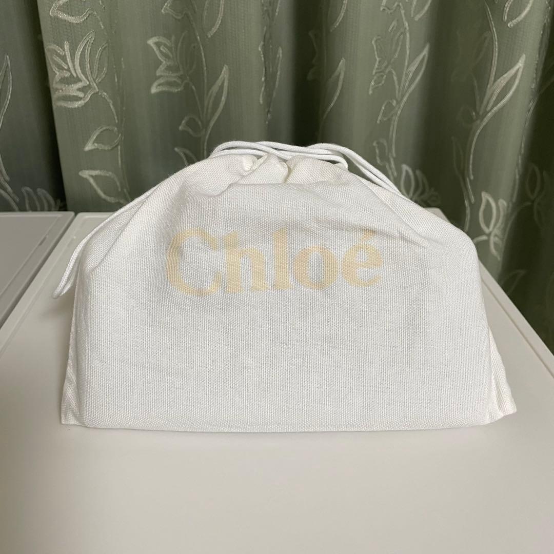 クロエ アルファベットロングウォレット ジップ付き長財布 クラウディブルー