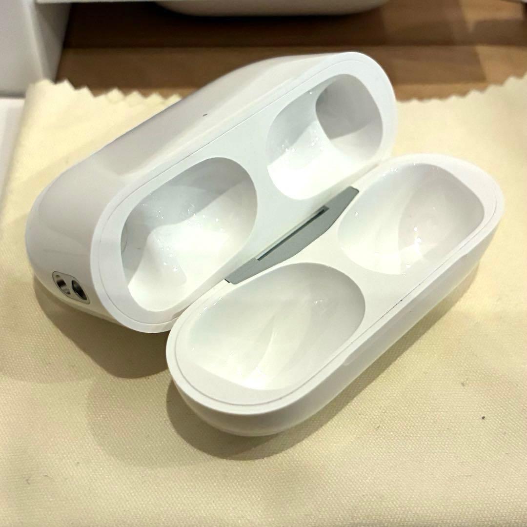 美品‼️AirPods Pro 第2世代 MQD83J/A