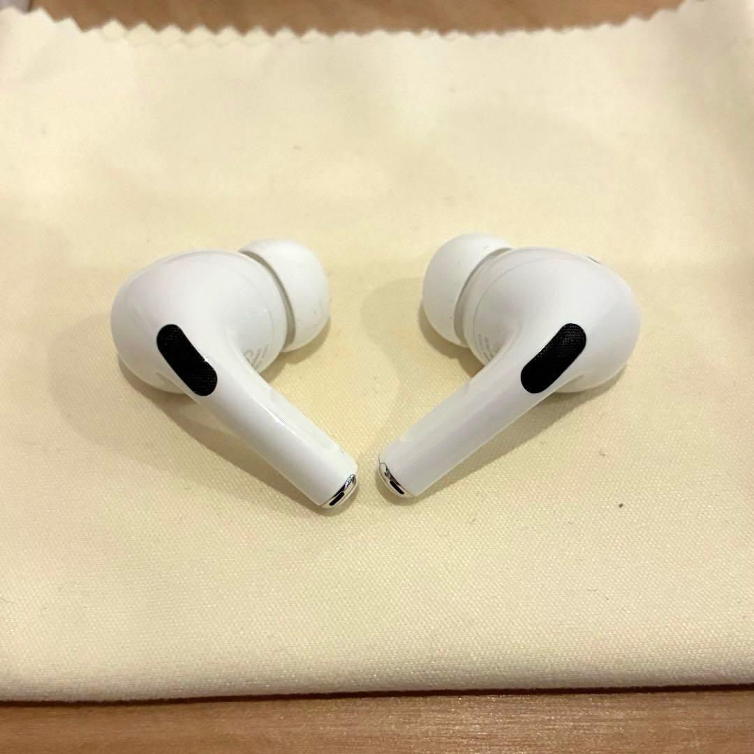 美品‼️AirPods Pro 第2世代 MQD83J/A