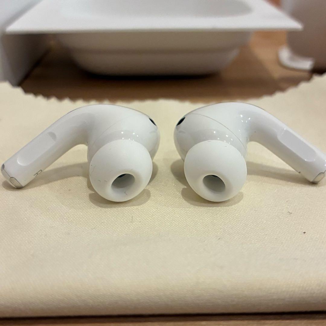 美品‼️AirPods Pro 第2世代 MQD83J/A