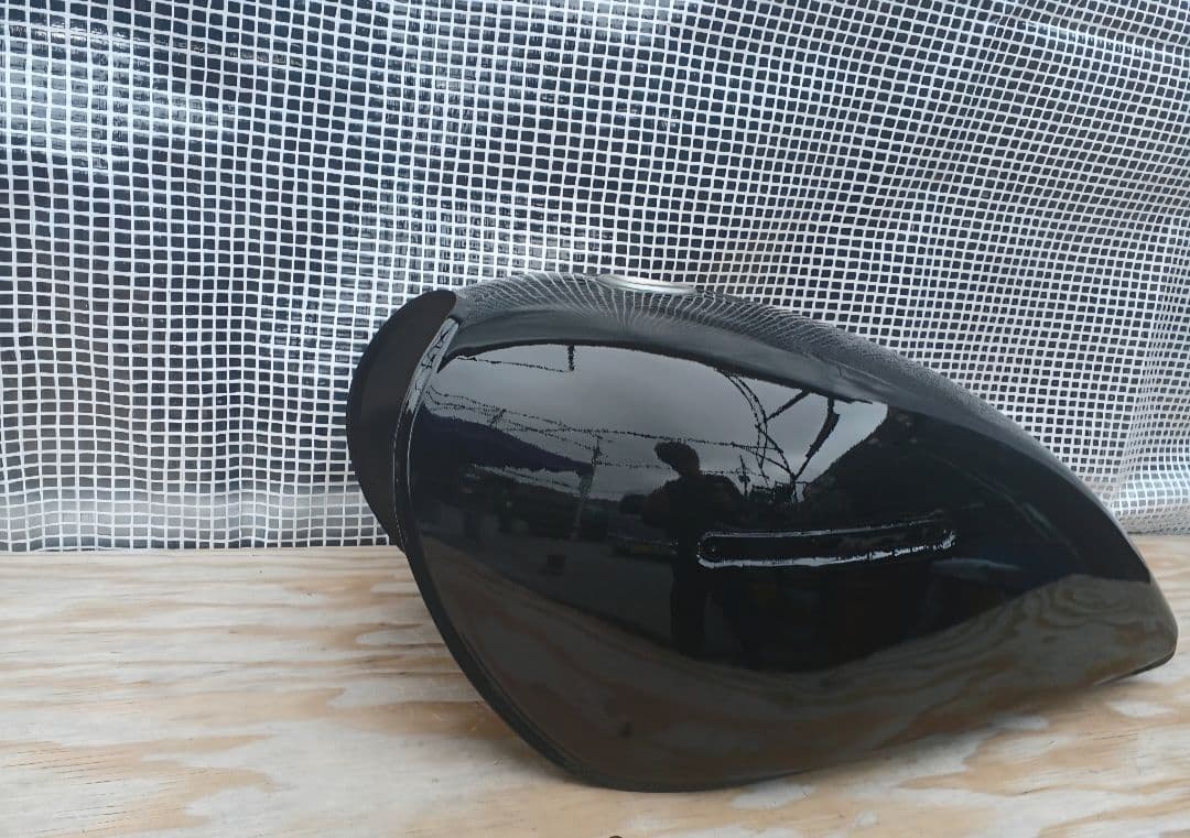 カワサキ　Z750LTD　タンク　美品