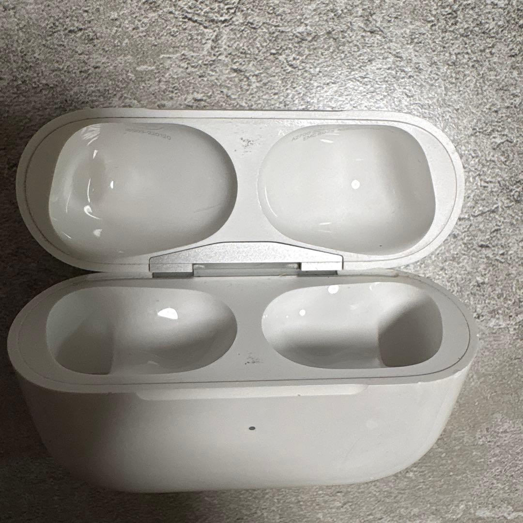 Apple AirPodsPro2 本体 充電ケース付き