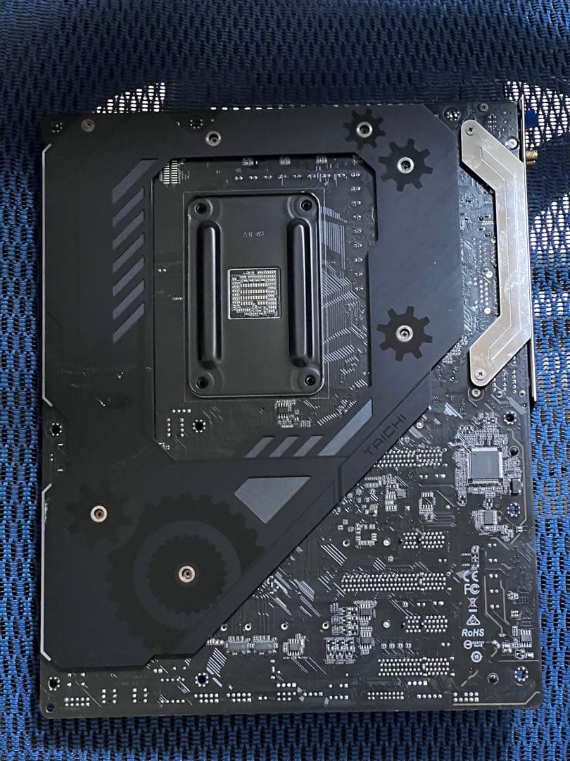 ASRock X570 Taichi 動作確認済み