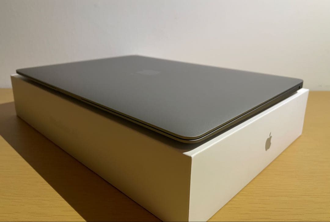 『美品』MacBook Air M1チップ 大容量500GB、バッテリー90%