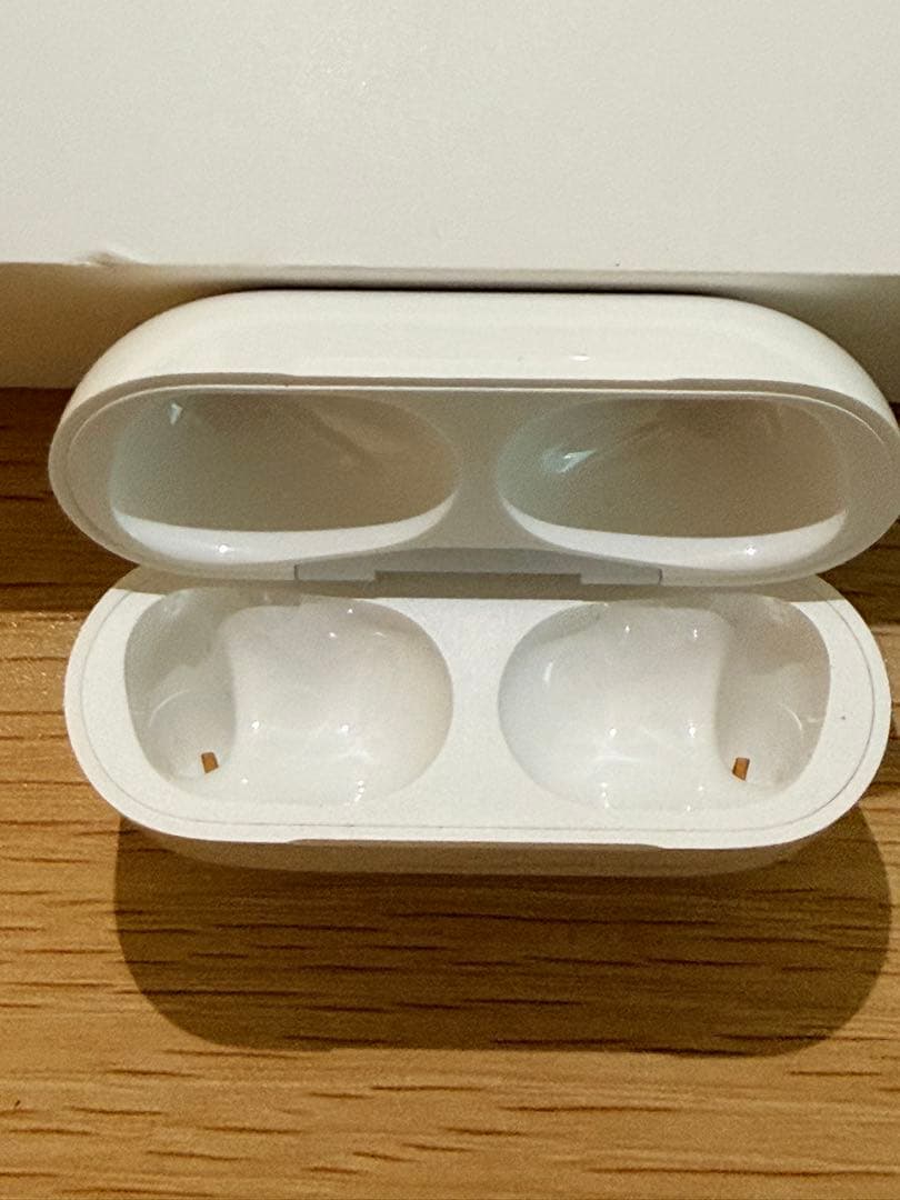 【美品】AirPods Pro第2世代　MagSafe充電ケース(USB-C)