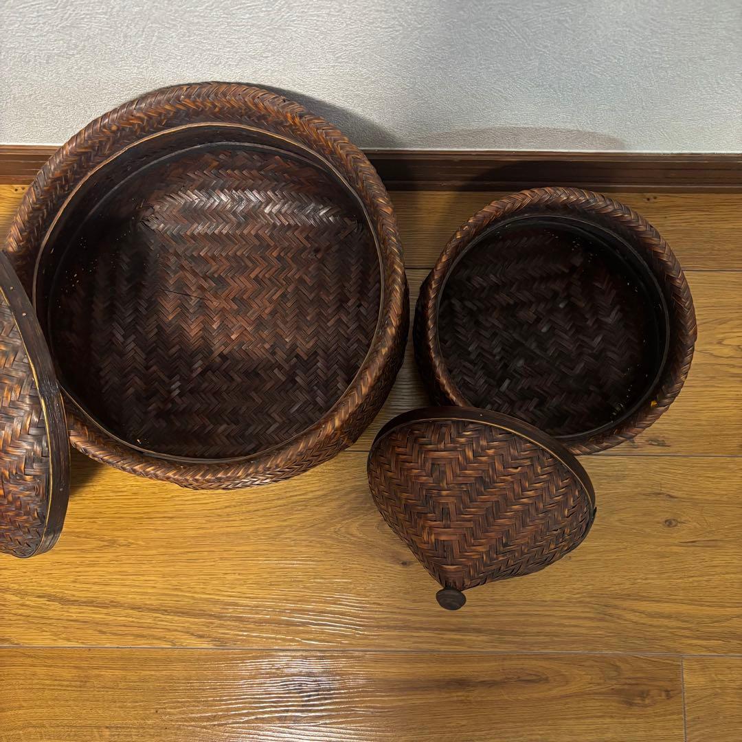 【良品】蓋付き　籠　アンティーク　竹細工　骨董　大小２個セット