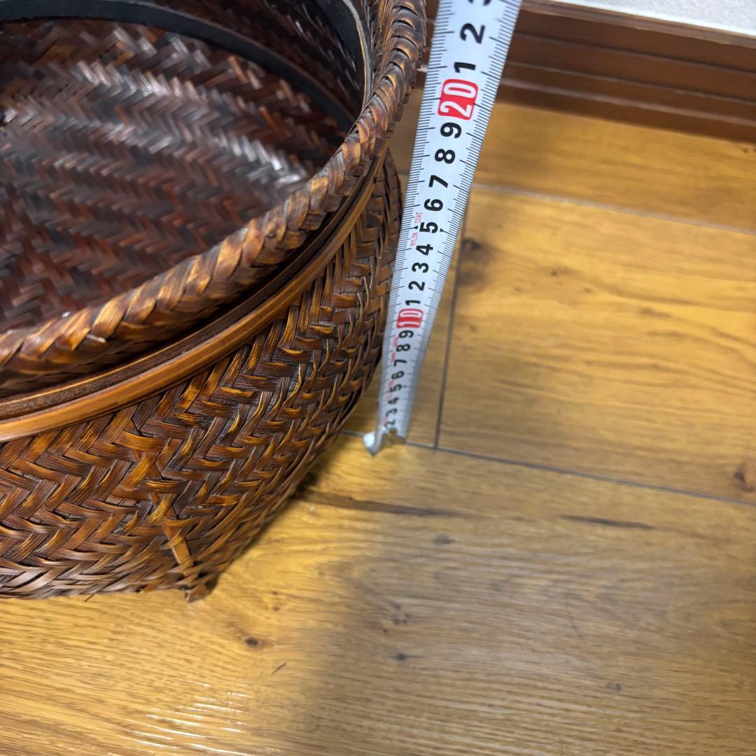 【良品】蓋付き　籠　アンティーク　竹細工　骨董　大小２個セット