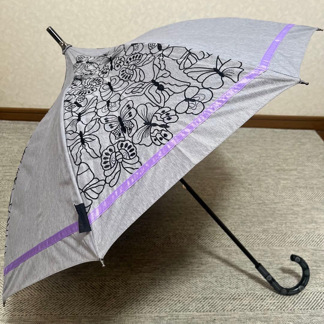 美品　ANNA SUI アナスイ　刺繍蝶柄　パゴタ傘　UV日傘