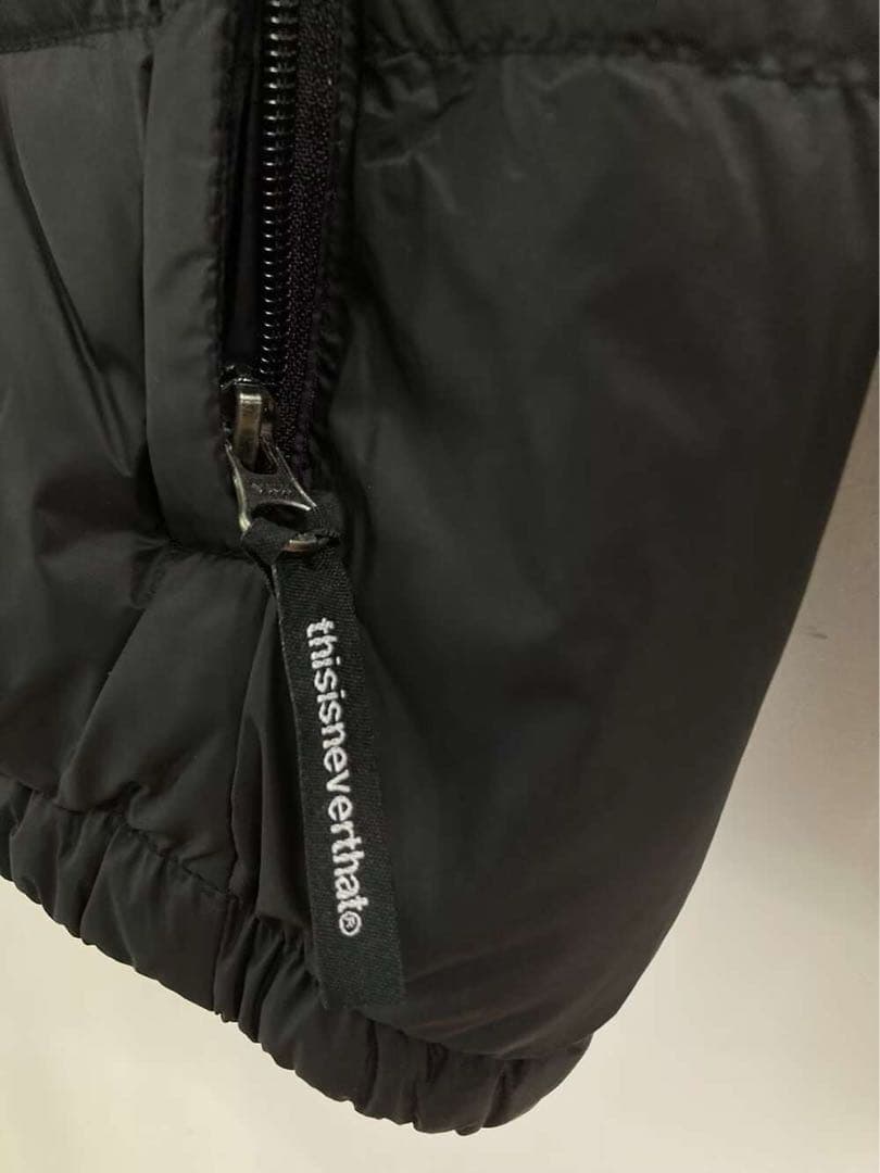 thisisneverthat ブラック ダウンジャケット