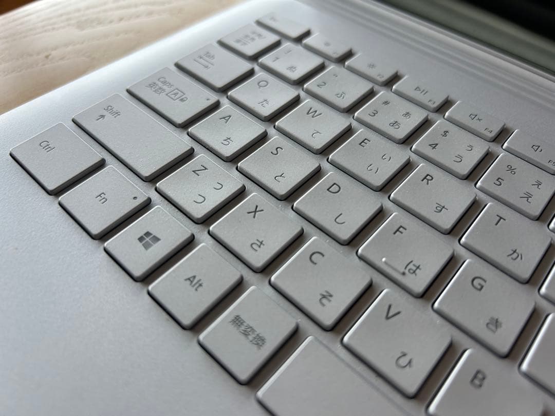 値下げ中Surface Book 2 16GB RAM 512GB SSD