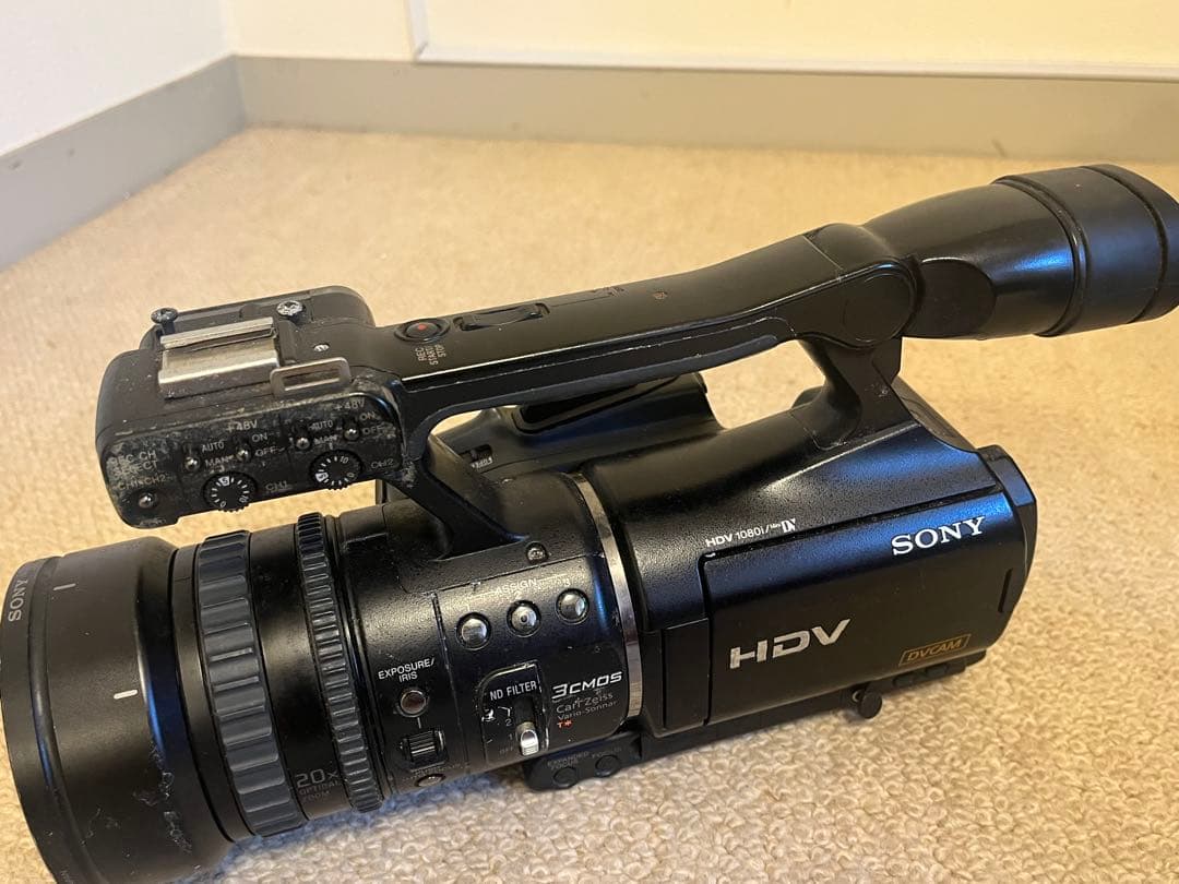 2/3迄値下‼️Sony HVRZ5J業務用Vカメラ本体2台ワイコン電池バッグ等