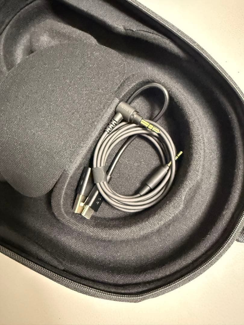 【美品】SONY ワイヤレスヘッドホン WH-1000XM5