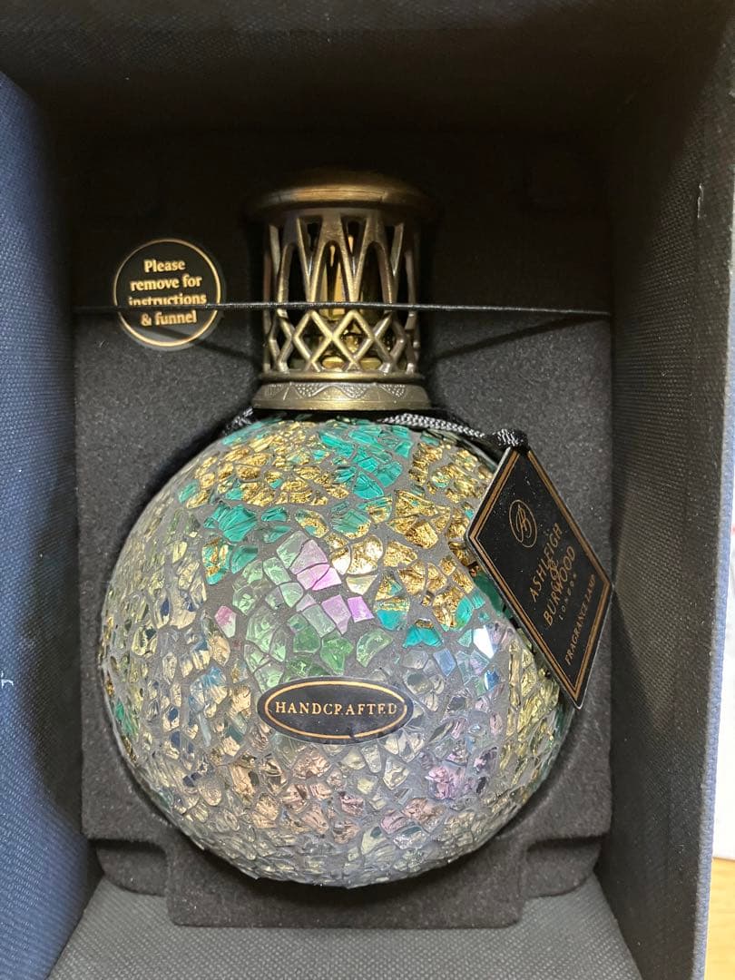 アシュレーアンドバーウッド