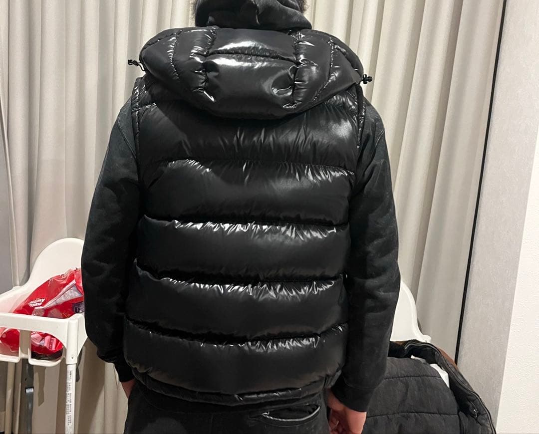 きゃなめ正規品　MONCLER モンクレール　TIBB ダウンベスト