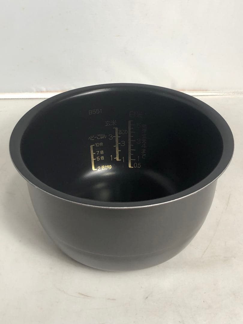 象印　IH炊飯ジャー　NW-SA10 2019年製　ブラック　OU082908