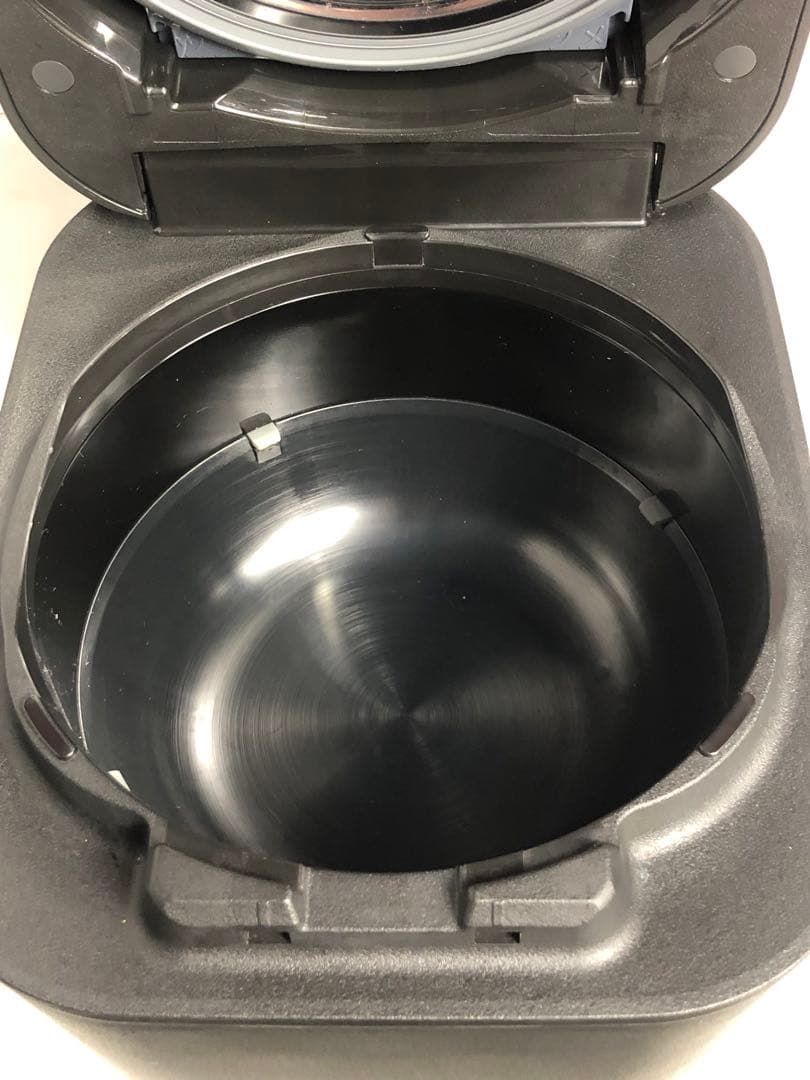 象印　IH炊飯ジャー　NW-SA10 2019年製　ブラック　OU082908