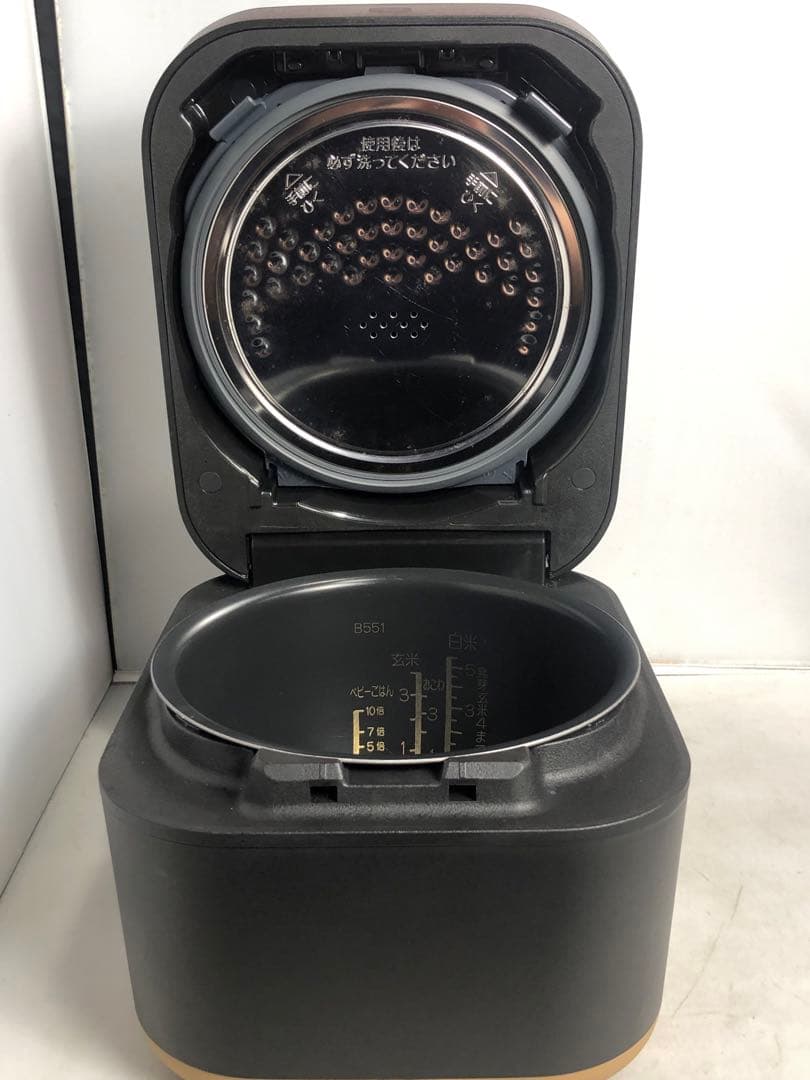 象印　IH炊飯ジャー　NW-SA10 2019年製　ブラック　OU082908