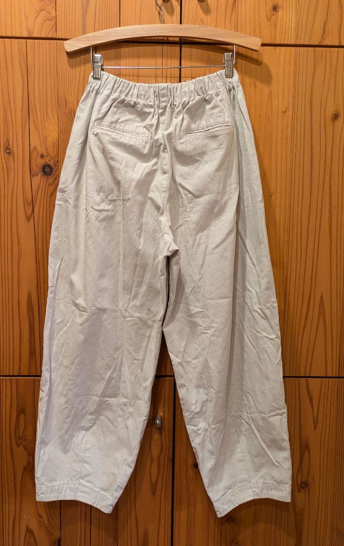 かぐれ　カラーコクーンパンツ