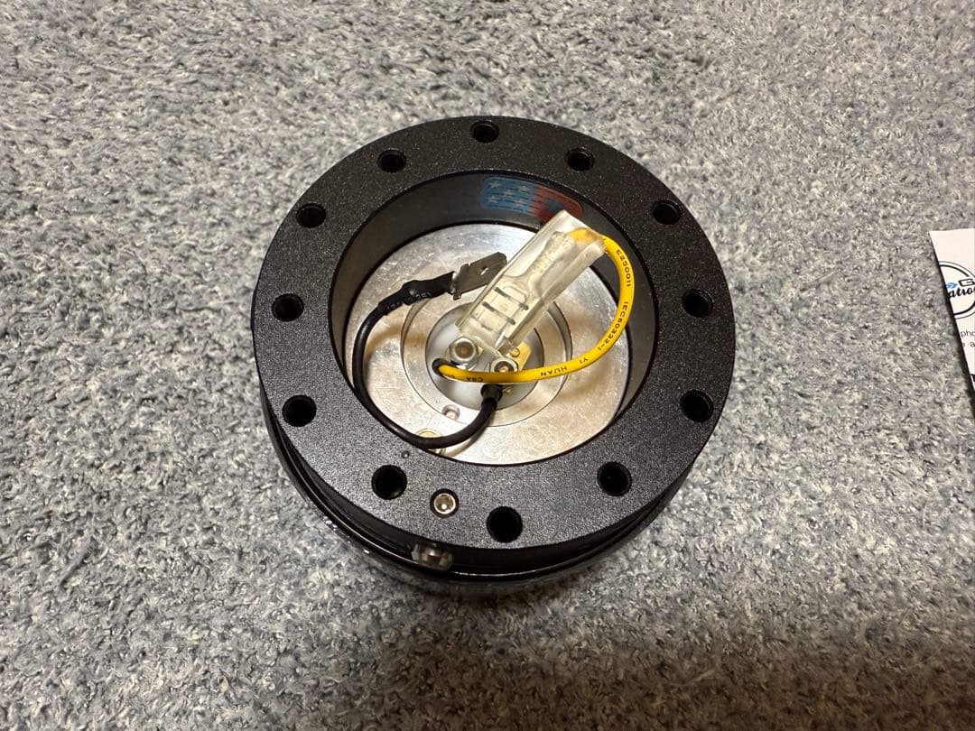 NRG ステアリング　クイックリリース　カーボン