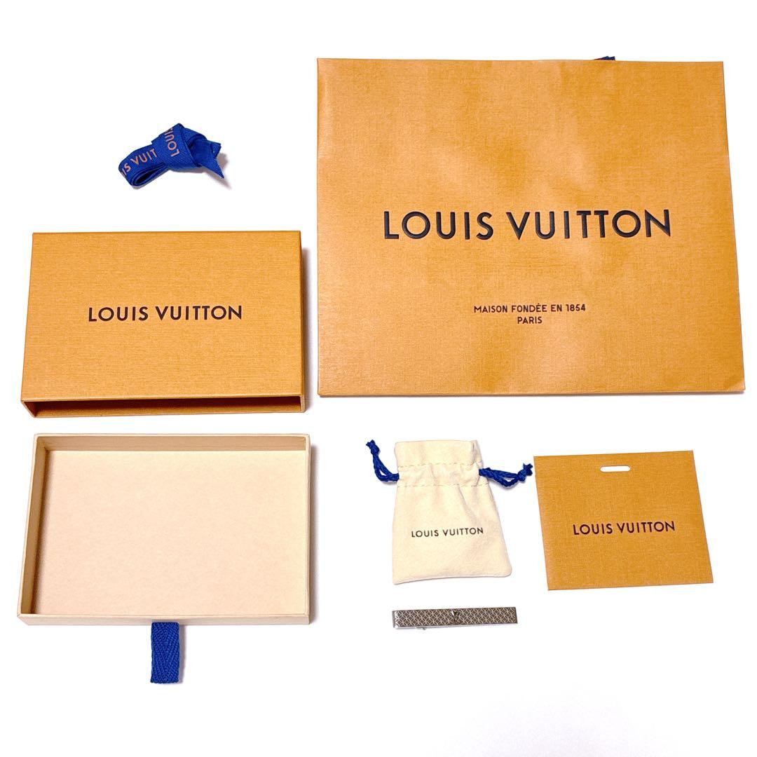 【未使用に近い】LOUIS VUITTON ネクタイピン　ルイ　ヴィトン　箱付き
