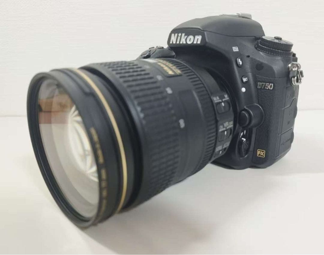 Nikon D750 24-120mmVRキット★ショット数2453回ほぼ未使用