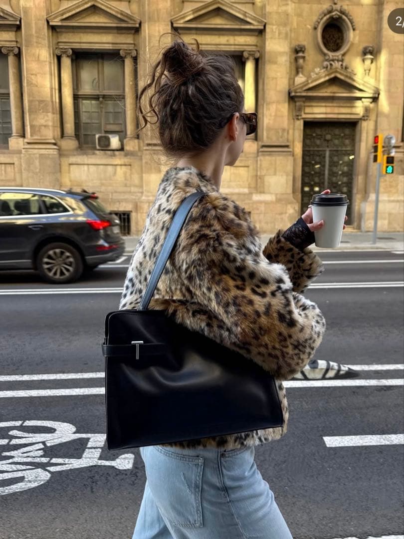 【新品未使用タグ付き】完売品 アニマル柄ZW COLLECTION ジャケット