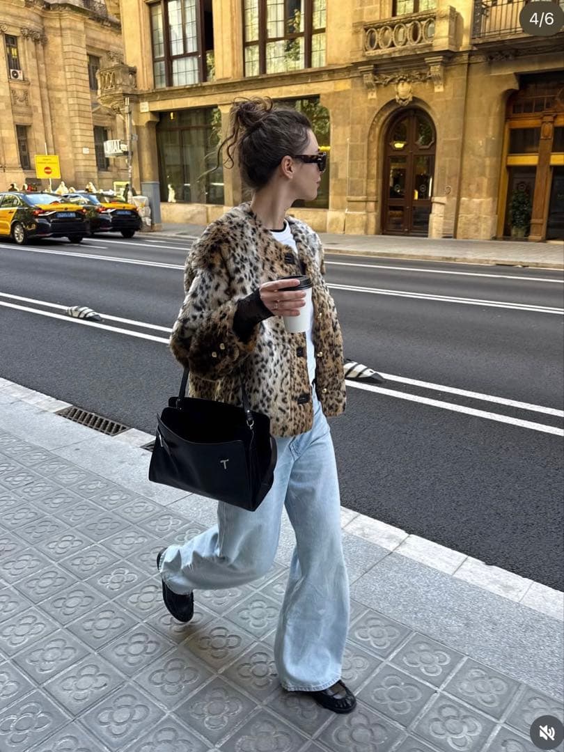 【新品未使用タグ付き】完売品 アニマル柄ZW COLLECTION ジャケット